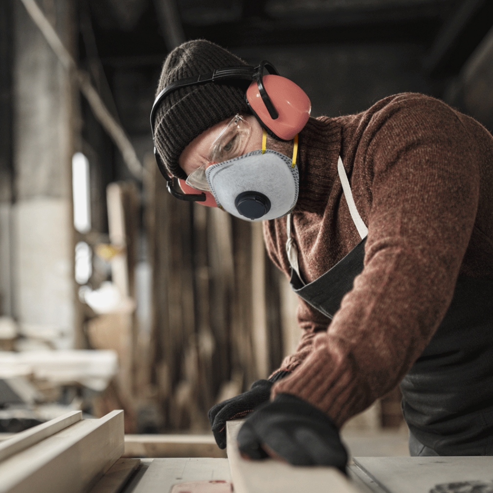 P95 Respirator w/ Exhalation Valve, Gray, 10 count