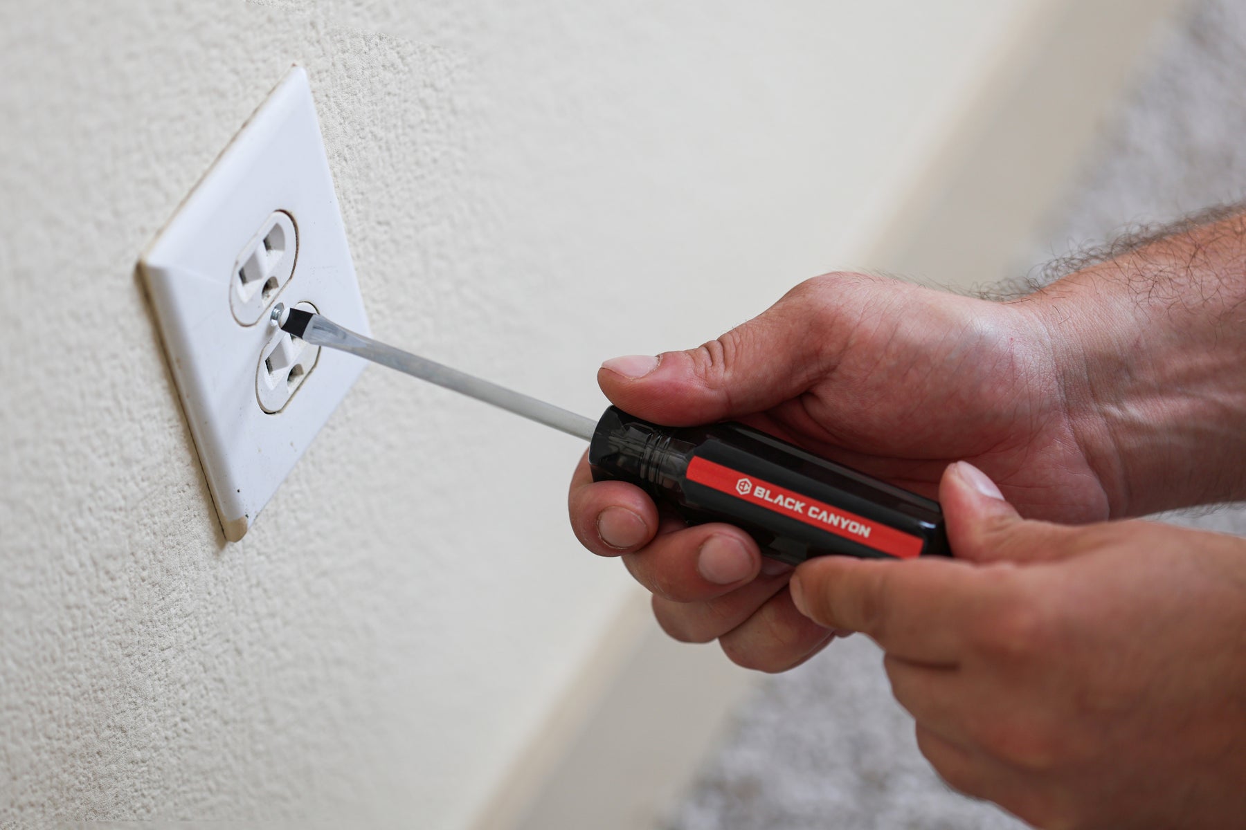 Magnetic Slotted Screwdriver 1/8 – Standard Grip Acetate Handle, 3 in Shank, 6-3/4 in Overall