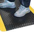 Diamond Plate Anti-Fatigue Mat, 5 x 3 ft, 15/16" Thick, Safety Border